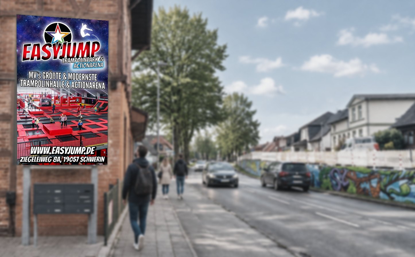 LED-Videoleinwand Schwerin-Lankow mit dem Werbemotiv des Trampolinparks Easyjump Schwerin