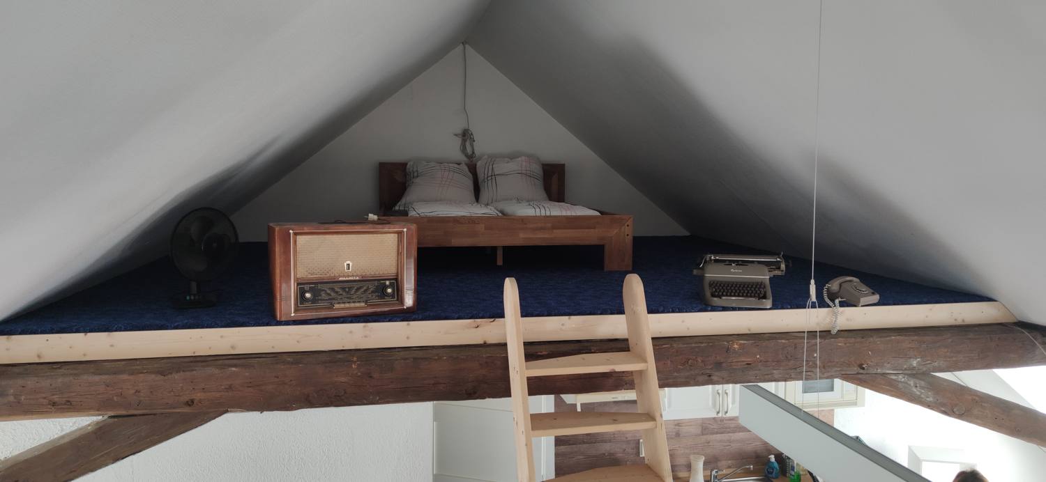 Galerie mit Bett als zweiter Schlafplatz